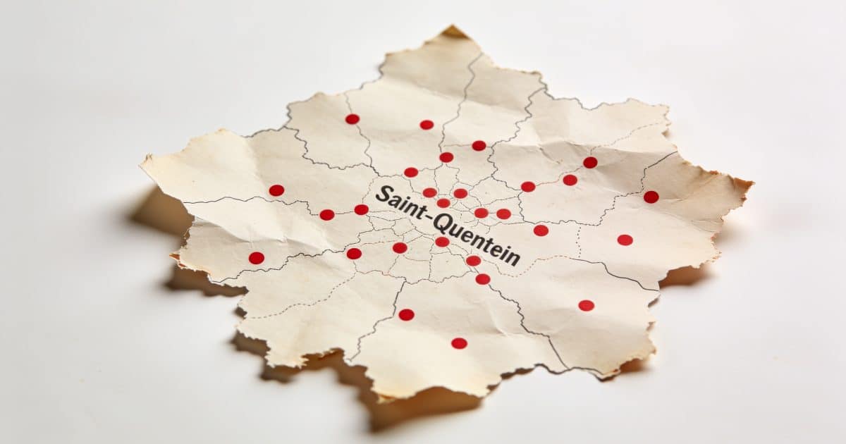 Carte de Saint-Quentin avec points de population.
